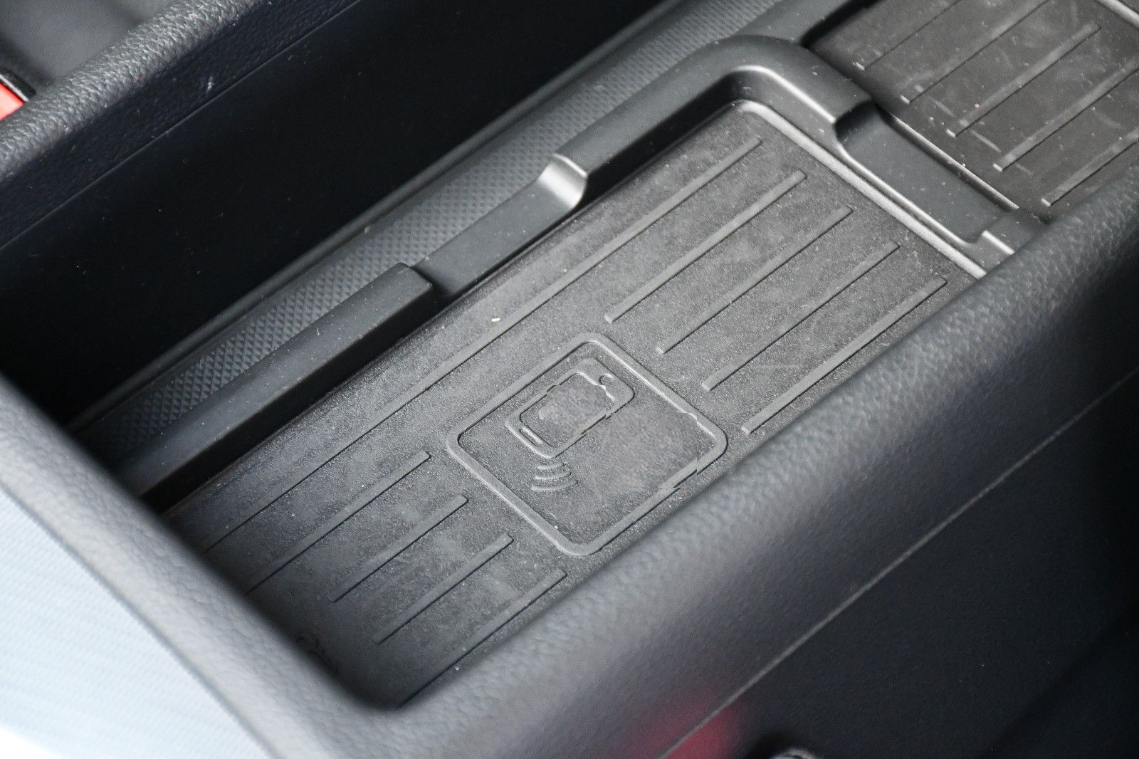 Audi A4 Avant sport Aut. S-Line MMI Virtual Akustik foto 24