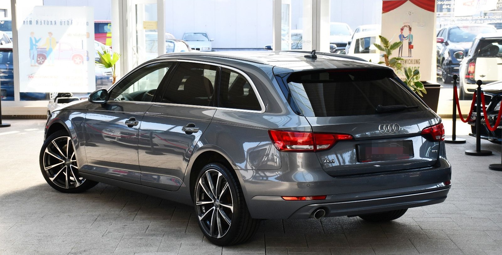Audi A4 Avant sport Aut. S-Line MMI Virtual Akustik foto 4