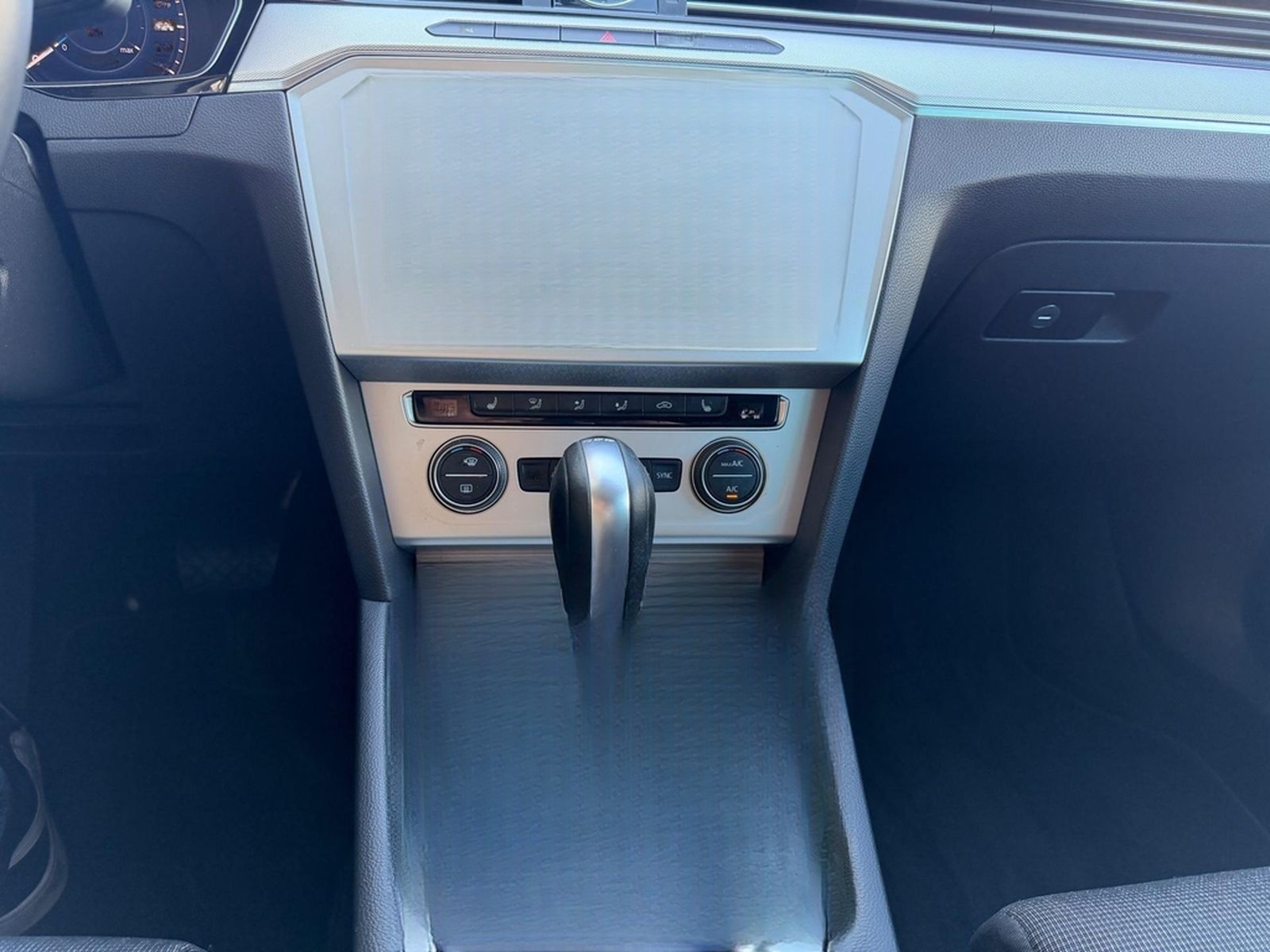 Volkswagen Passat Variant 1.5 TSI Comfortline DSG AHK WI... foto 12