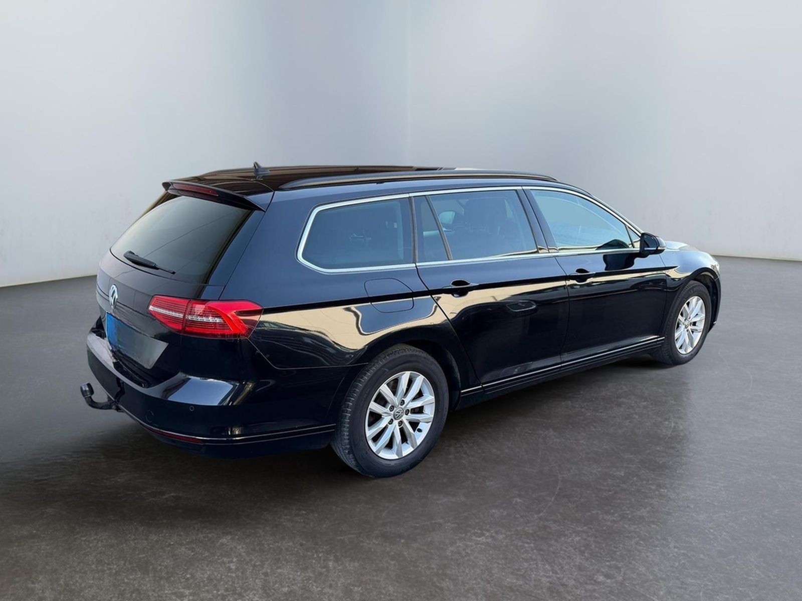 Volkswagen Passat Variant 1.5 TSI Comfortline DSG AHK WI... foto 5