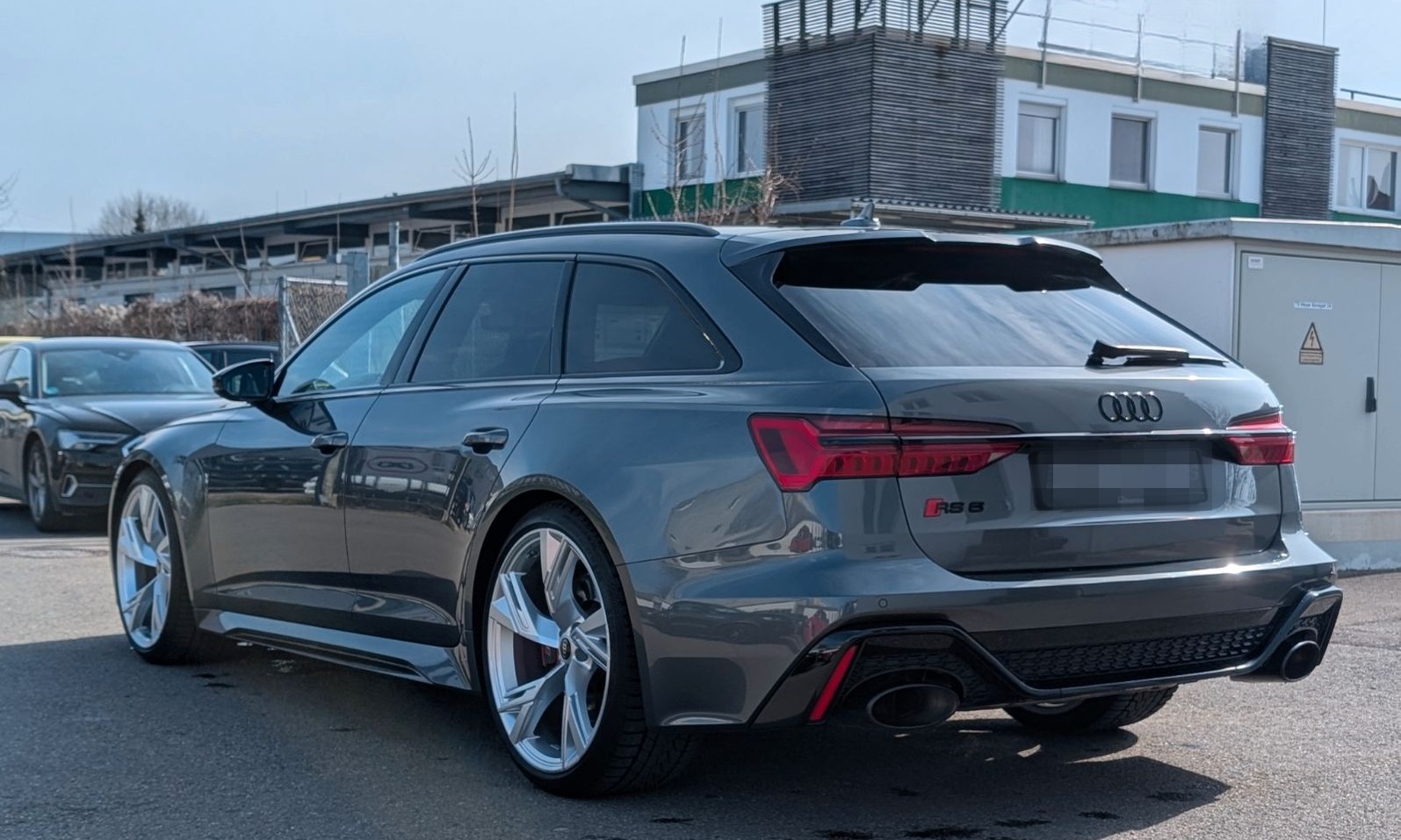 Audi RS 6 Avant 4.0 TFSI quattro*DYNAMIK*AHK*HUD*MATR foto 5