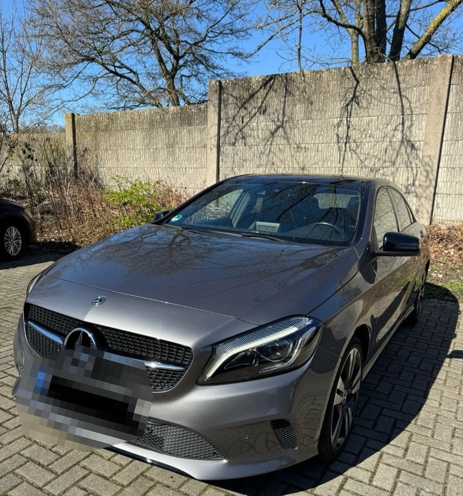 Mercedes-Benz A 220 foto 2