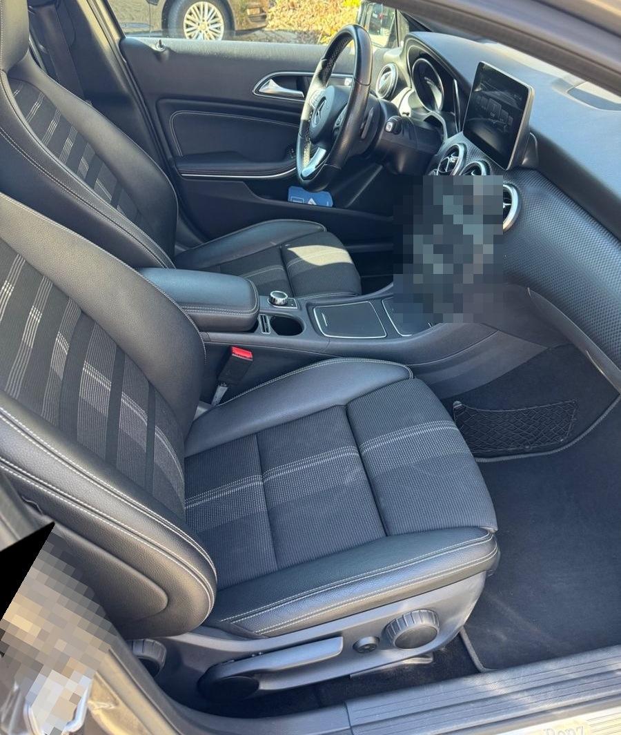 Mercedes-Benz A 220 foto 11