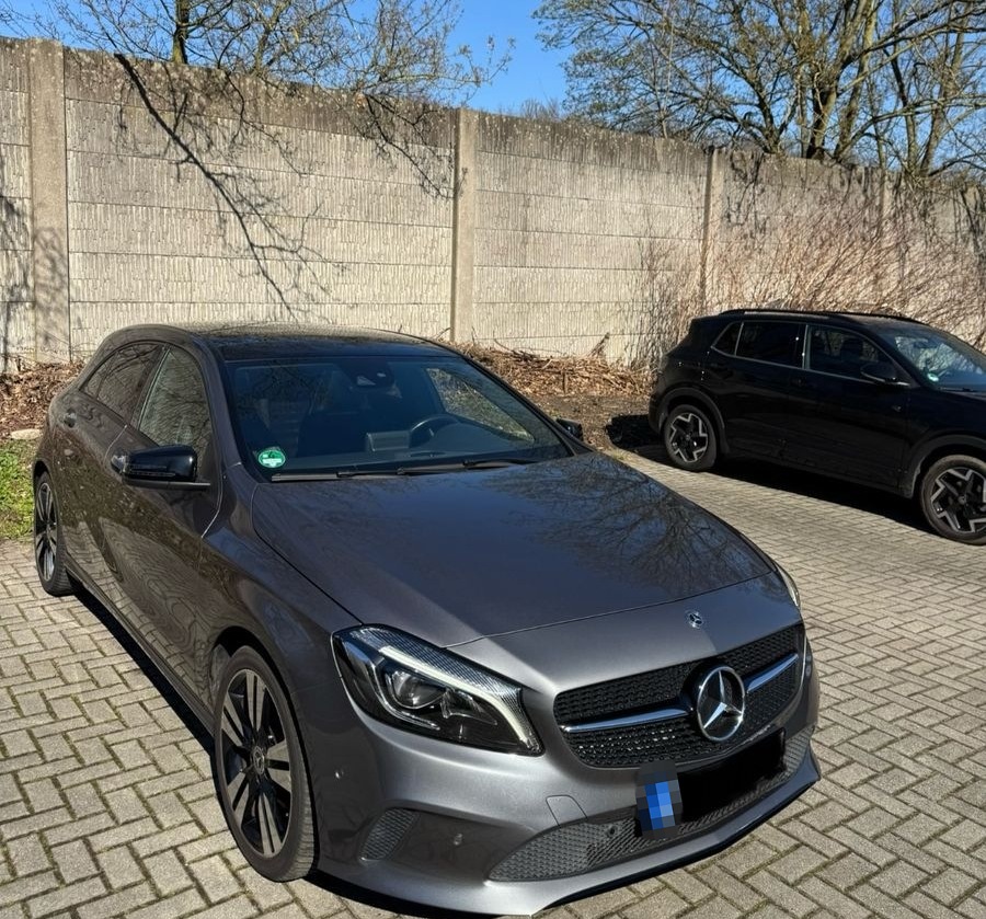 Mercedes-Benz A 220 foto 3