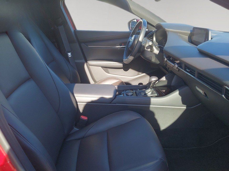 Mazda 3 X 2.0i 186PS A/T SELECTION DES-P PRE-P LED-S foto 14