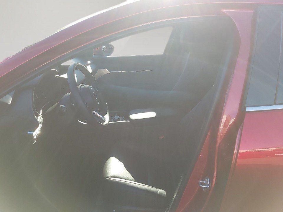 Mazda 3 X 2.0i 186PS A/T SELECTION DES-P PRE-P LED-S foto 7
