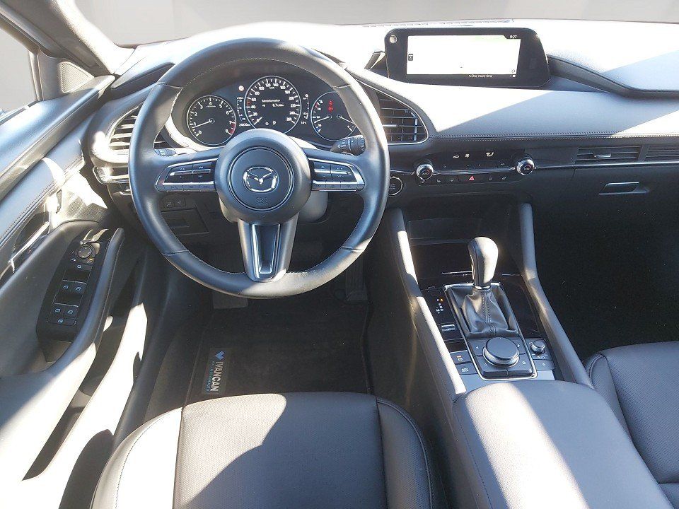 Mazda 3 X 2.0i 186PS A/T SELECTION DES-P PRE-P LED-S foto 10