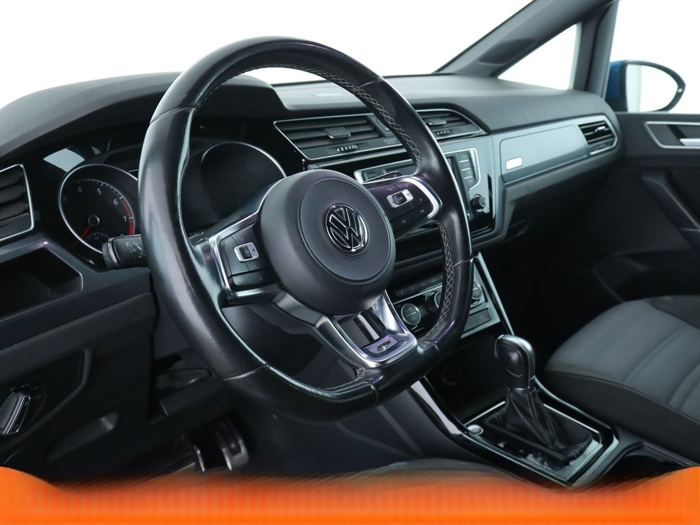 Volkswagen Touran 1.8 TSI Highline BM Aut.*NAVI*LED*TEMPO* foto 10