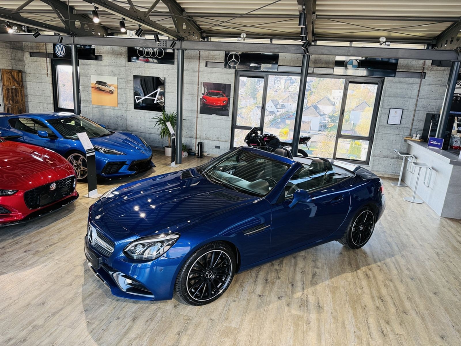 Mercedes-Benz SLC 180 AMG Line*LEDER*AIRSCARF*NAVI*LED*PANOR. foto 3