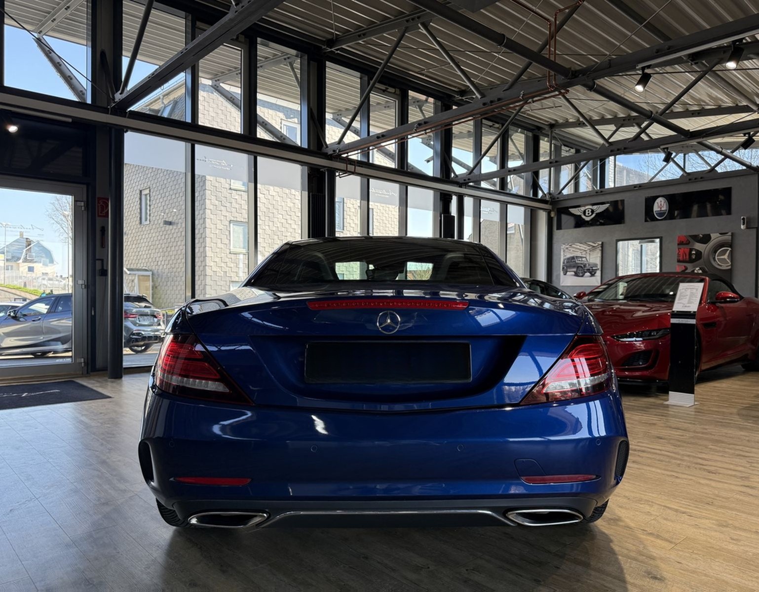 Mercedes-Benz SLC 180 AMG Line*LEDER*AIRSCARF*NAVI*LED*PANOR. foto 9