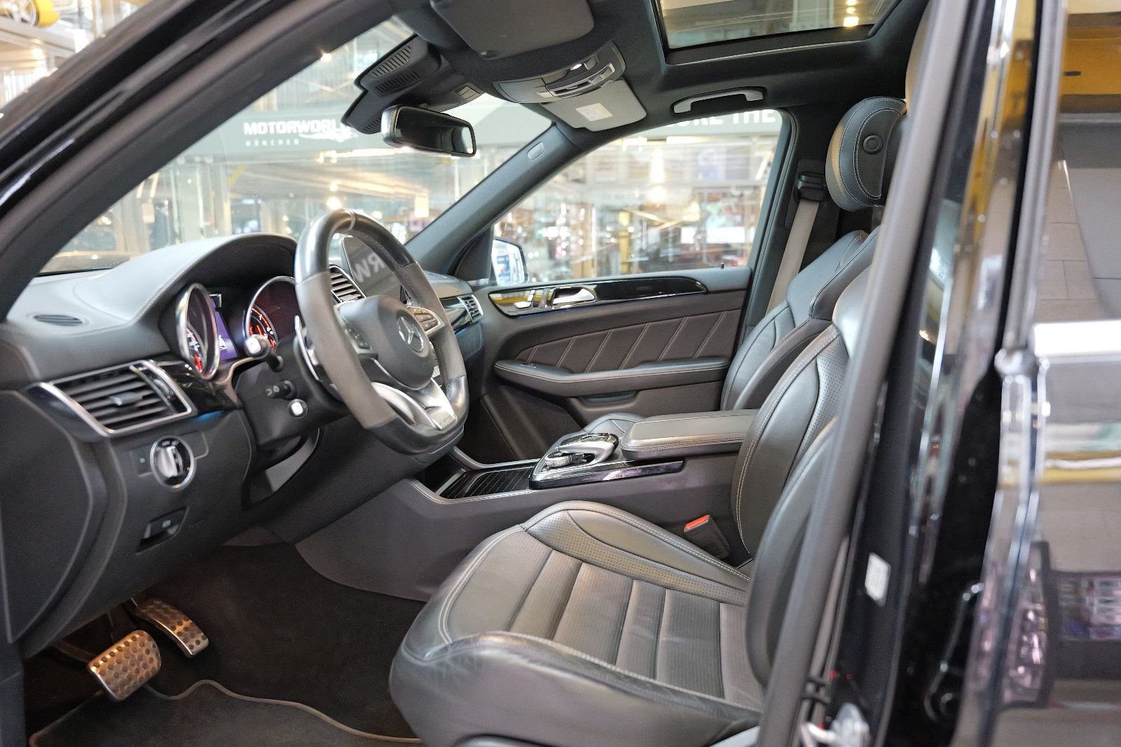 Mercedes-Benz GLE 63 S AMG 4Matic*Pano*SHZ*360°*LUFT* foto 16