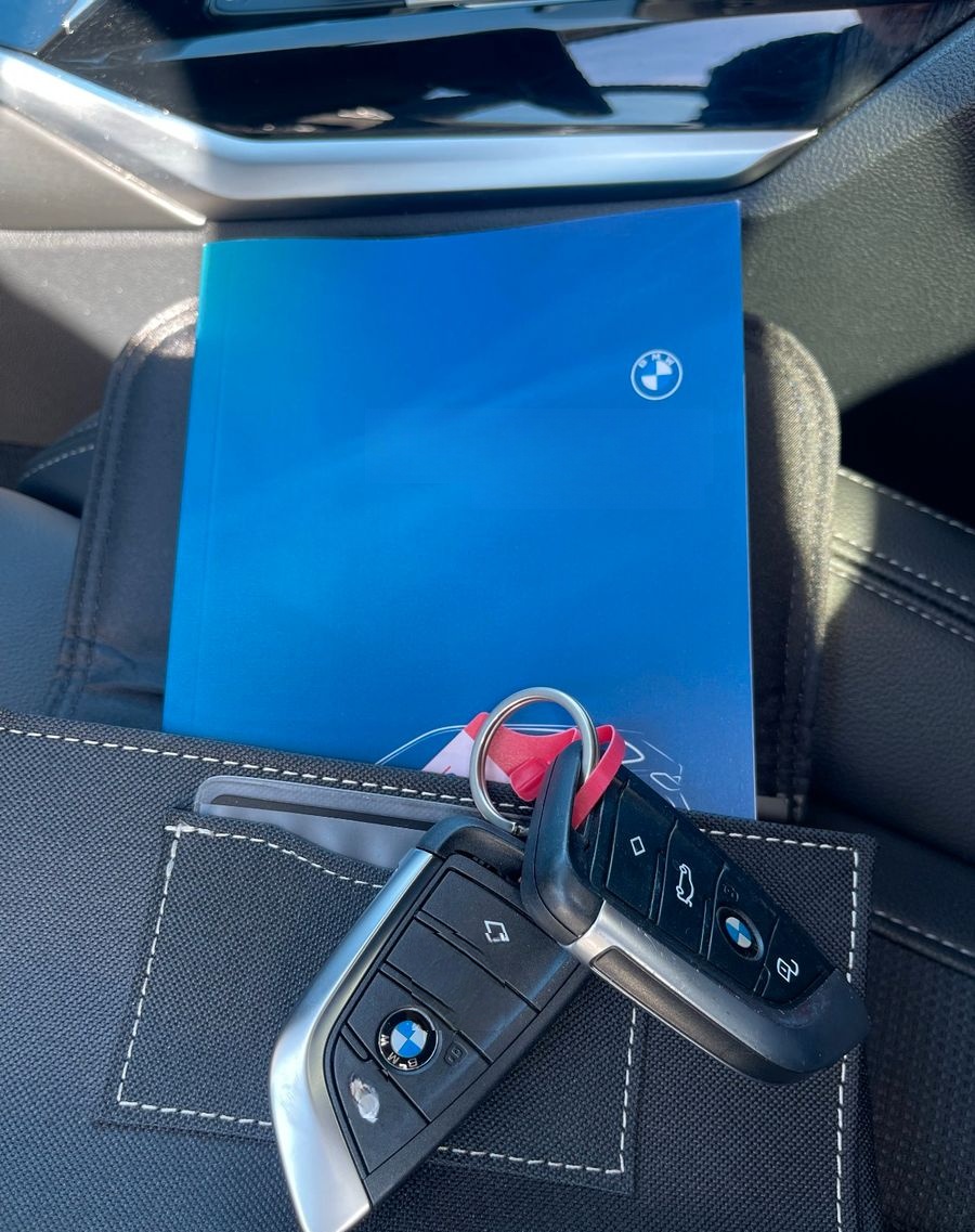 BMW 320dxD SportL. PANO LASER AHK Standh. Unfallfrei foto 21