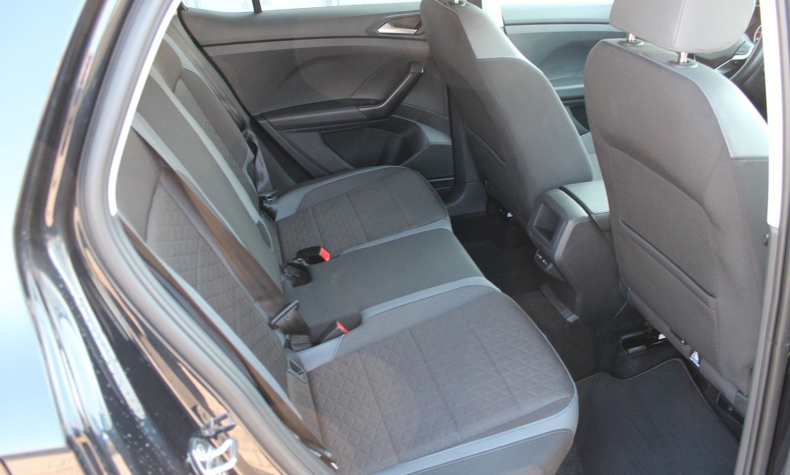 Volkswagen T-Cross R-Line*NAVI*LED*KAMERA*PDC* foto 10