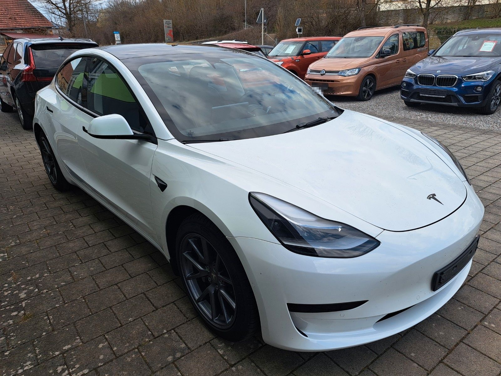 Tesla Model 3 Basis RWD foto 3