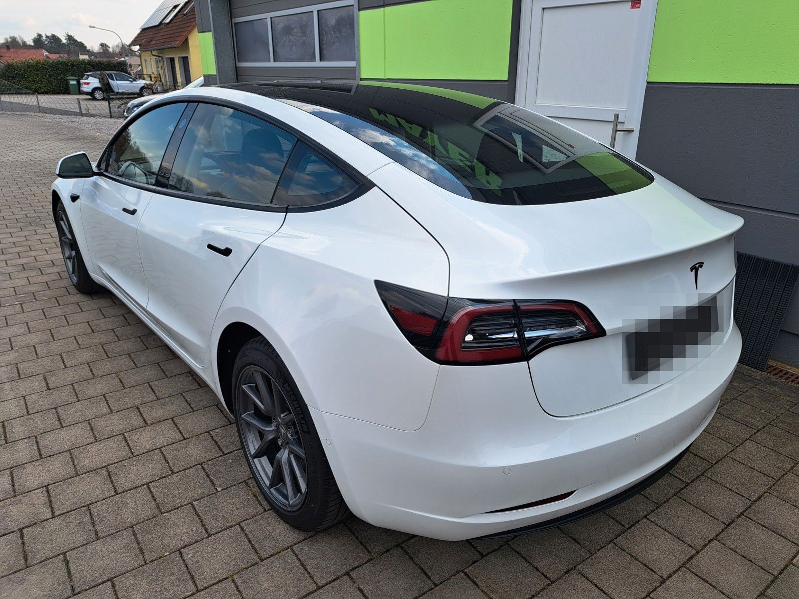 Tesla Model 3 Basis RWD foto 5