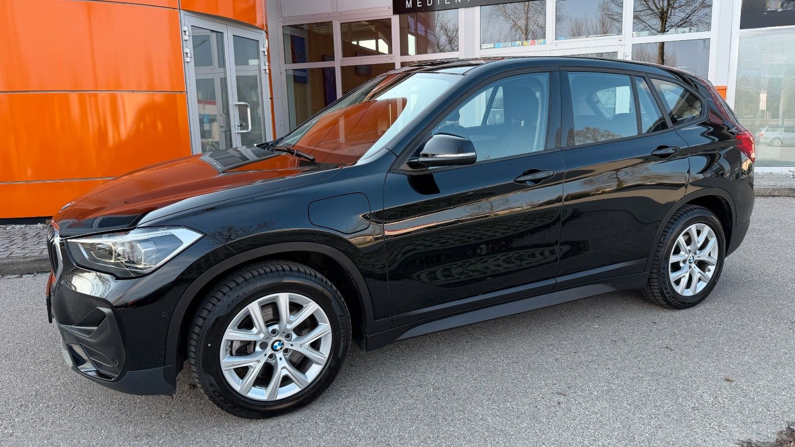 BMW X1 xDrive 25 e Advantage/Navi/Kamera/LED foto 2