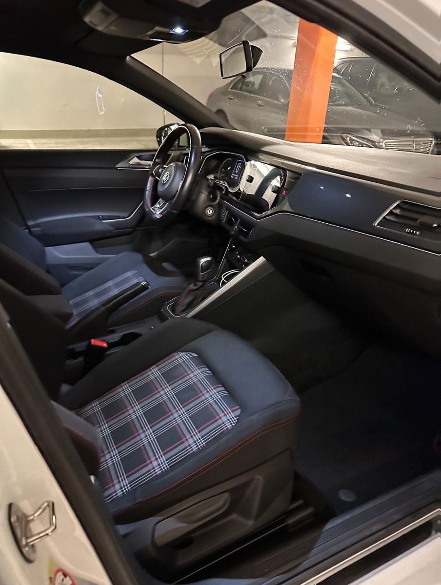 Volkswagen Polo 2.0 TSI OPF DSG GTI GTI foto 6