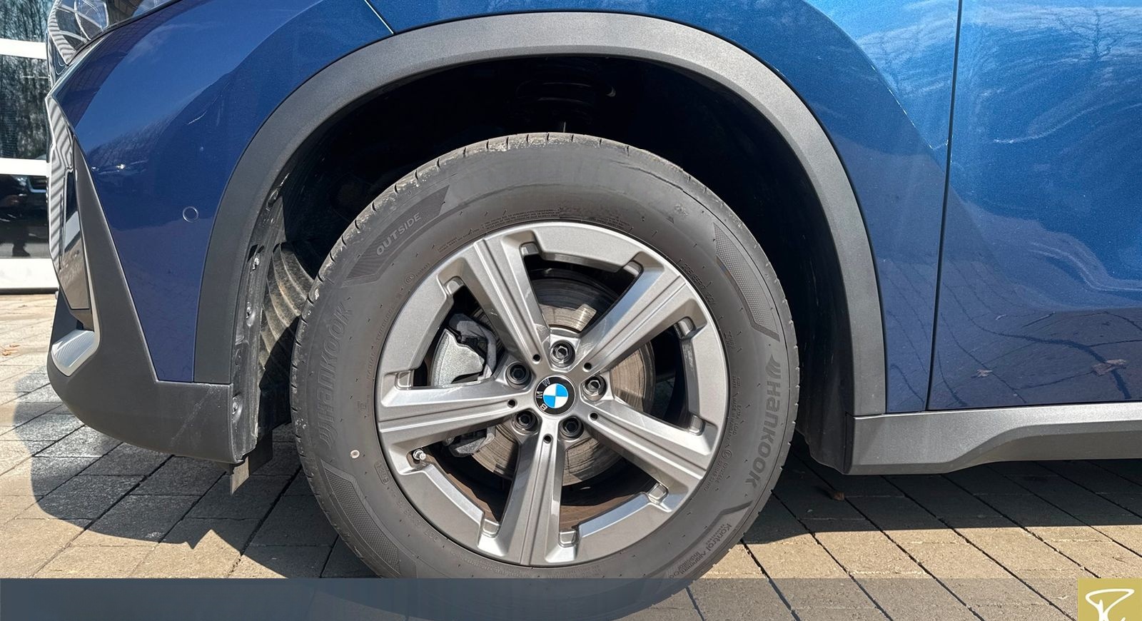 BMW X1 xDrive 20d A NAVI AHK RüKa Sitzhzg adLED foto 3