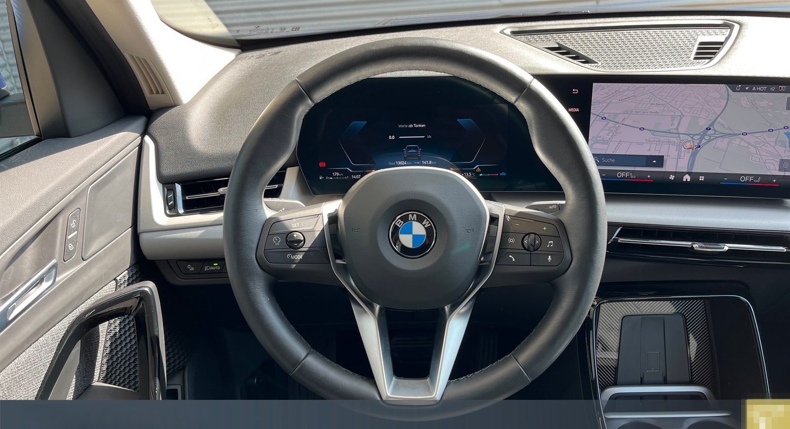BMW X1 xDrive 20d A NAVI AHK RüKa Sitzhzg adLED foto 5