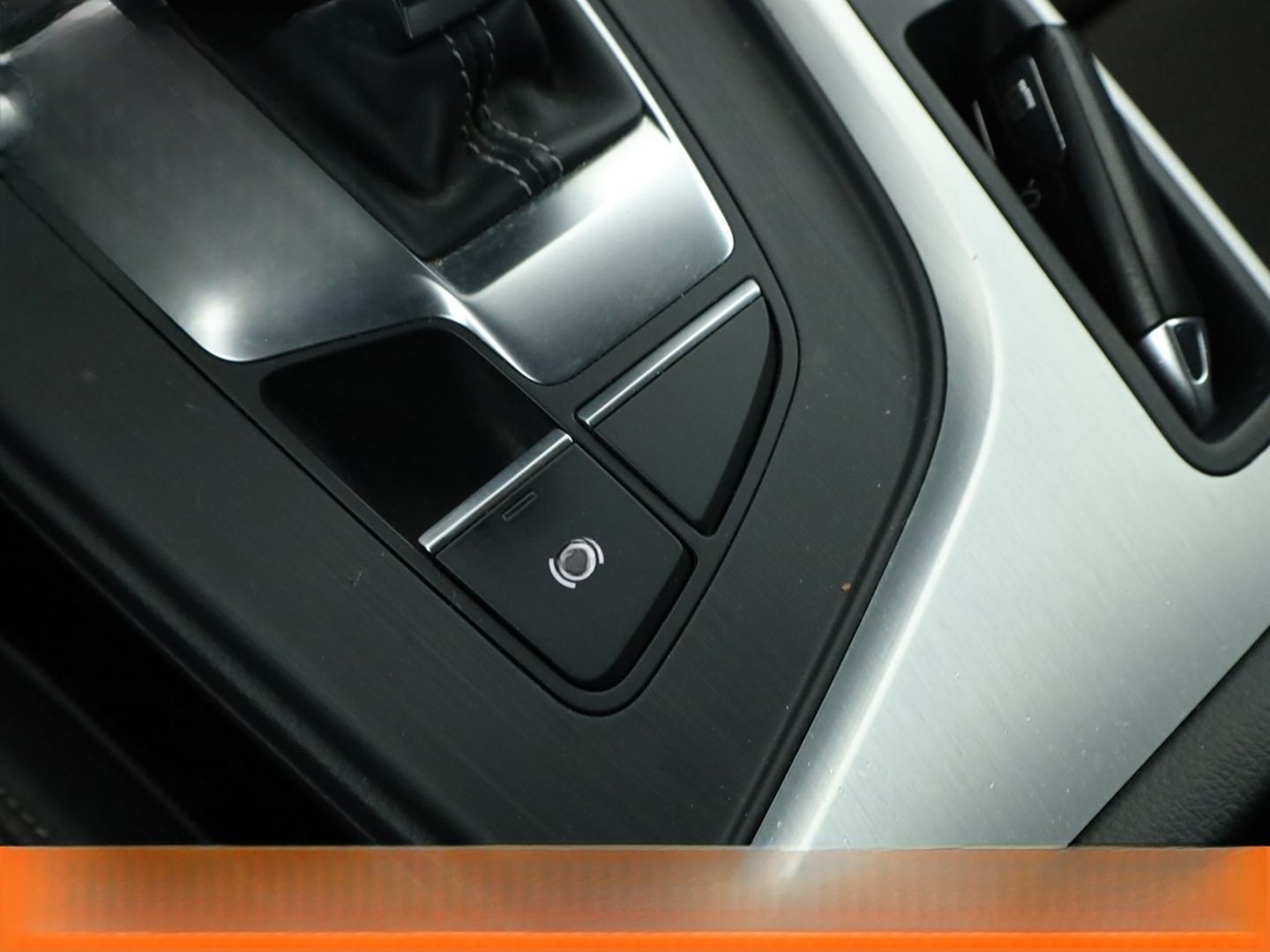 Audi A4 2.0 TFSI Sport ultra Aut.*NAVI*XENON*TEMPO* foto 29