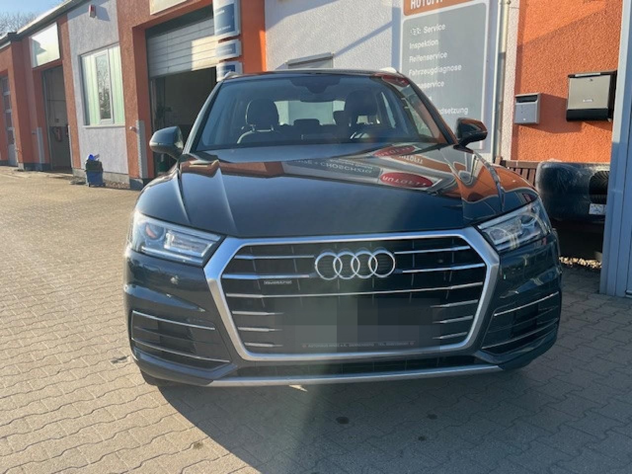 Audi Q5 quattro design SHZ. Navi. AHK foto 2