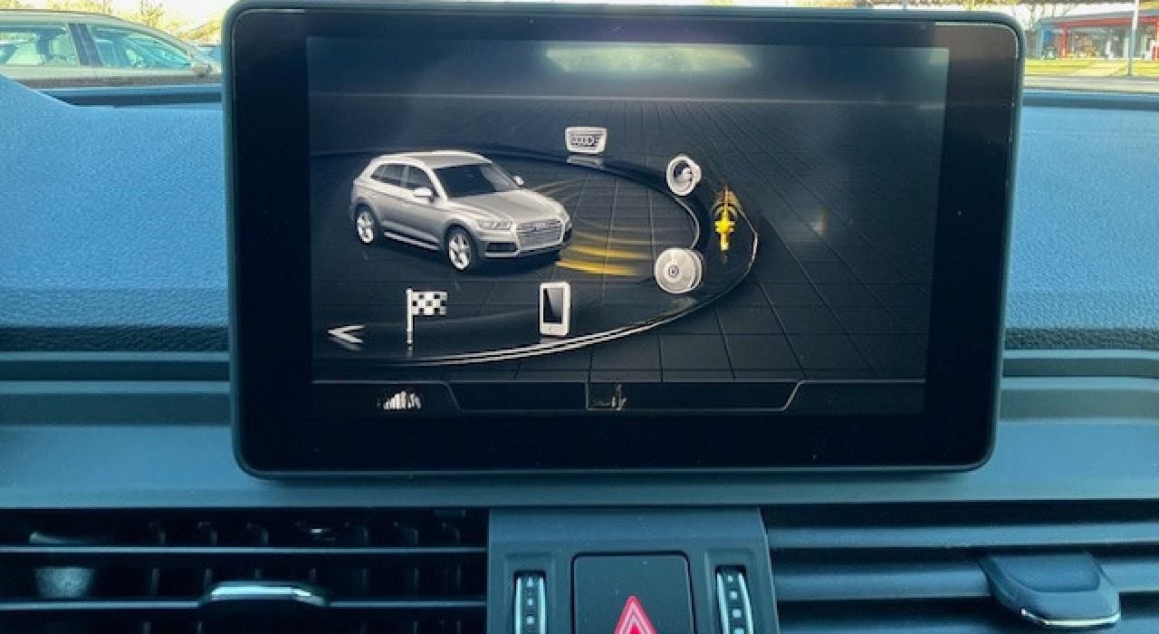 Audi Q5 quattro design SHZ. Navi. AHK foto 9