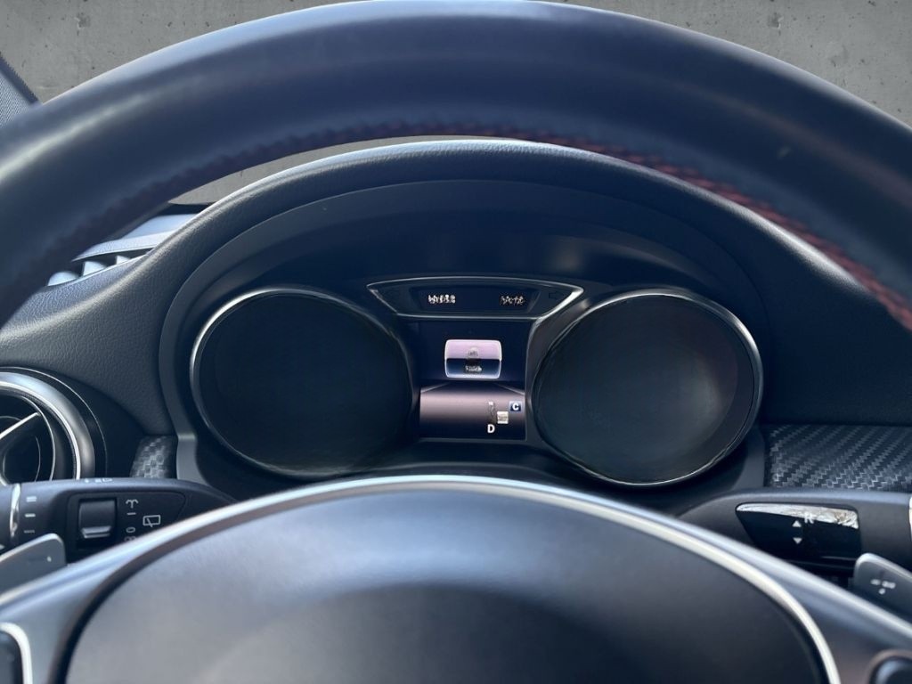 Mercedes-Benz A 220 AMG Line 4Matic StandHeiz Distron Navi foto 15