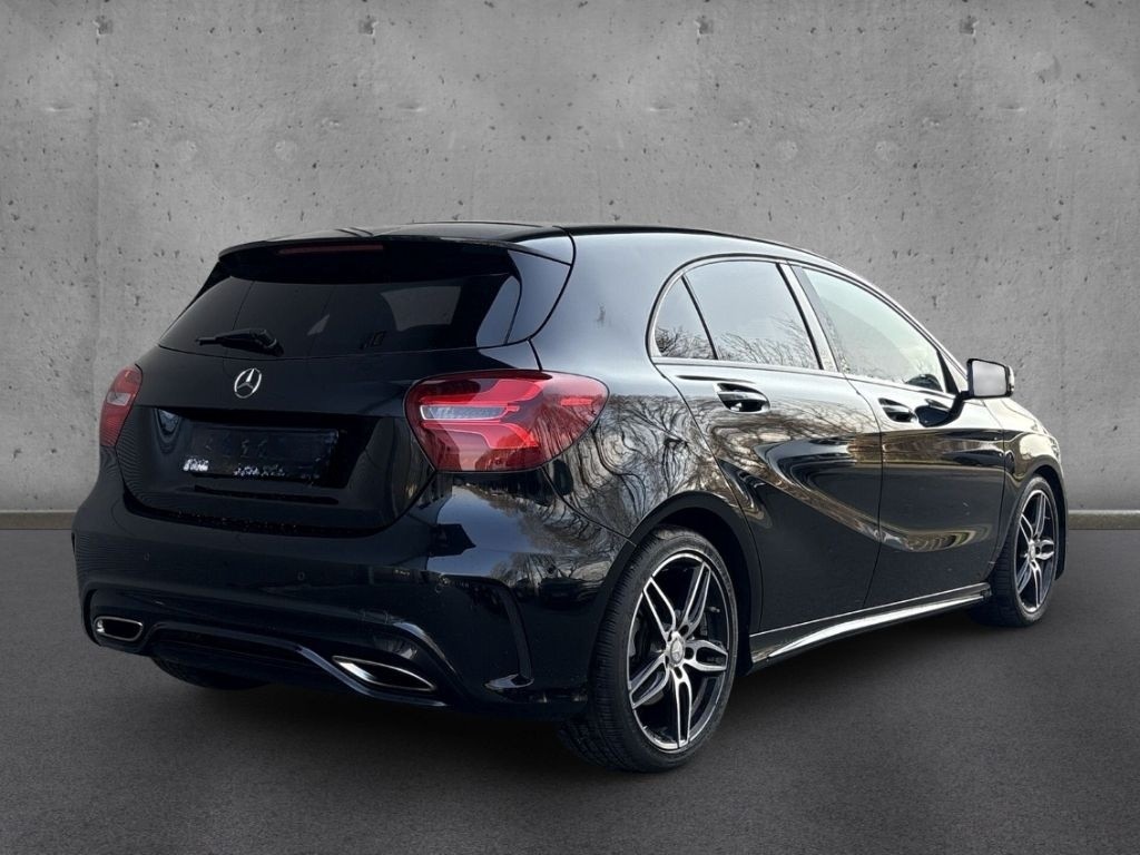 Mercedes-Benz A 220 AMG Line 4Matic StandHeiz Distron Navi foto 4