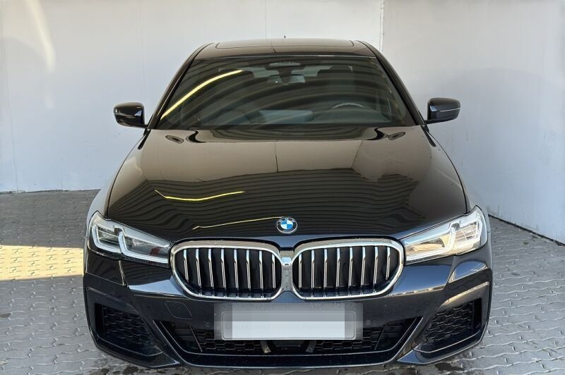 BMW 520d Lim. M Sport Navi.LED.ACC.SHZvo+hi.RFK.Pano foto 2
