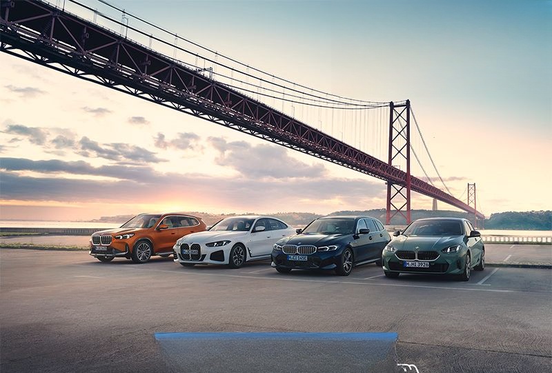 BMW 520d Lim. M Sport Navi.LED.ACC.SHZvo+hi.RFK.Pano foto 11