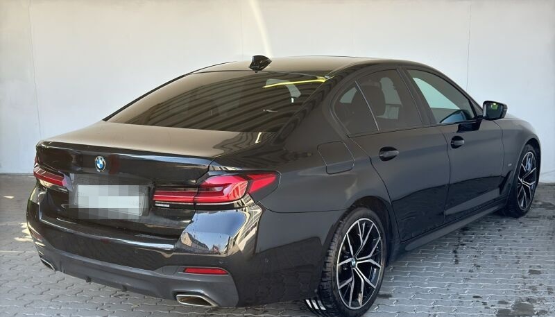 BMW 520d Lim. M Sport Navi.LED.ACC.SHZvo+hi.RFK.Pano foto 4