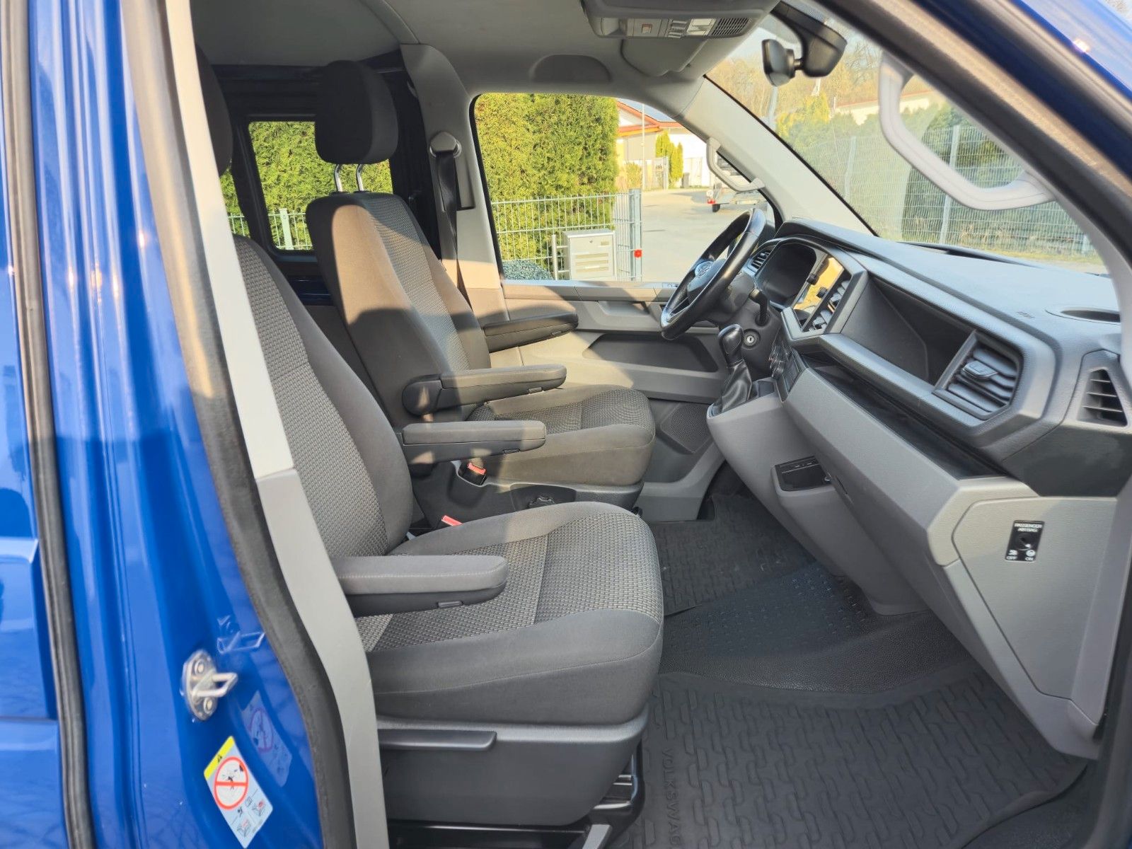 Volkswagen T6.1 Kombi LR 4MOTION/Standheiz./ACC/AHK/5-Sitz. foto 17