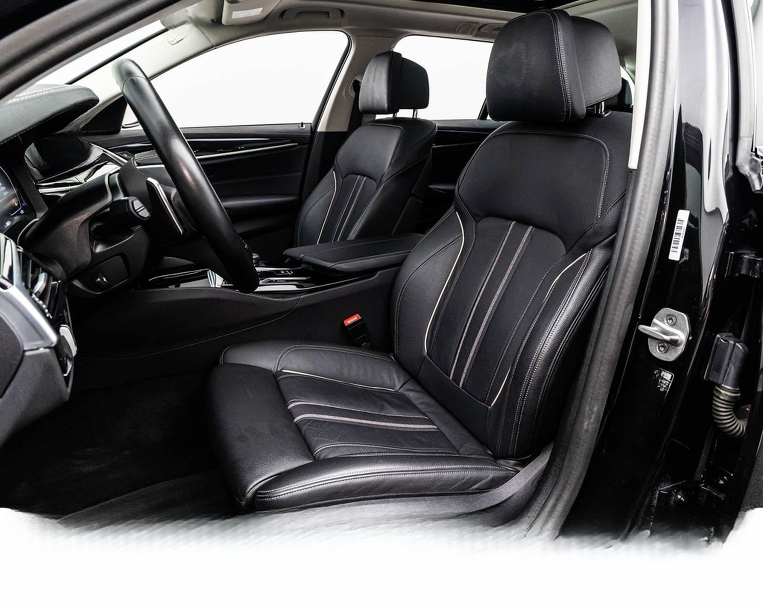 BMW 530i TOURING xDRIVE LUXURY LINE/LSR/ACC/HuD/PANO foto 16