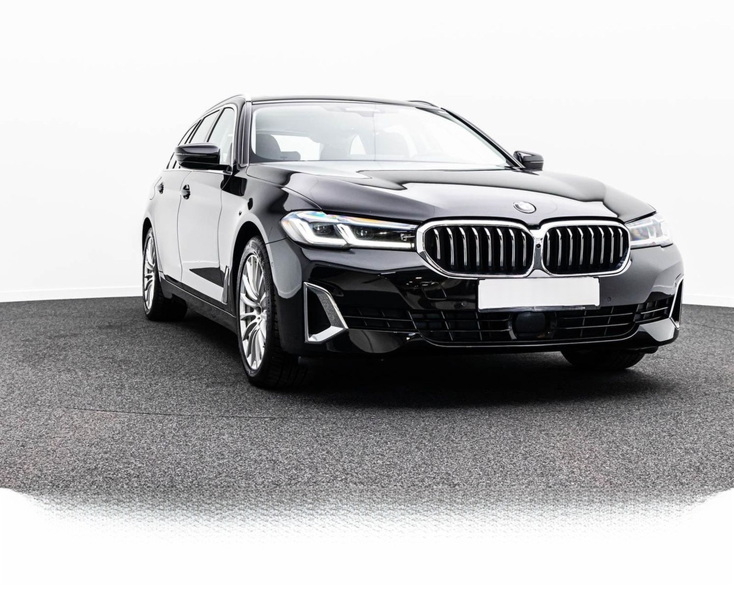 BMW 530i TOURING xDRIVE LUXURY LINE/LSR/ACC/HuD/PANO foto 8