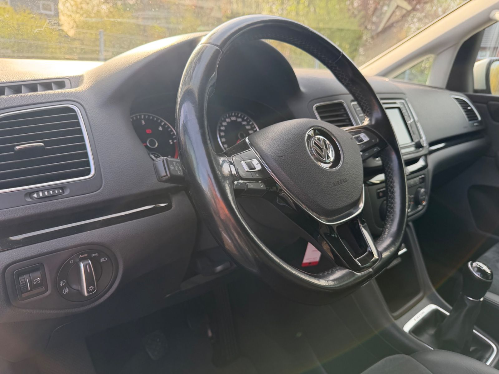 Volkswagen Sharan Highline 4Motion|1.HD*XEN*NAVI*7-SITZ*AHK foto 12