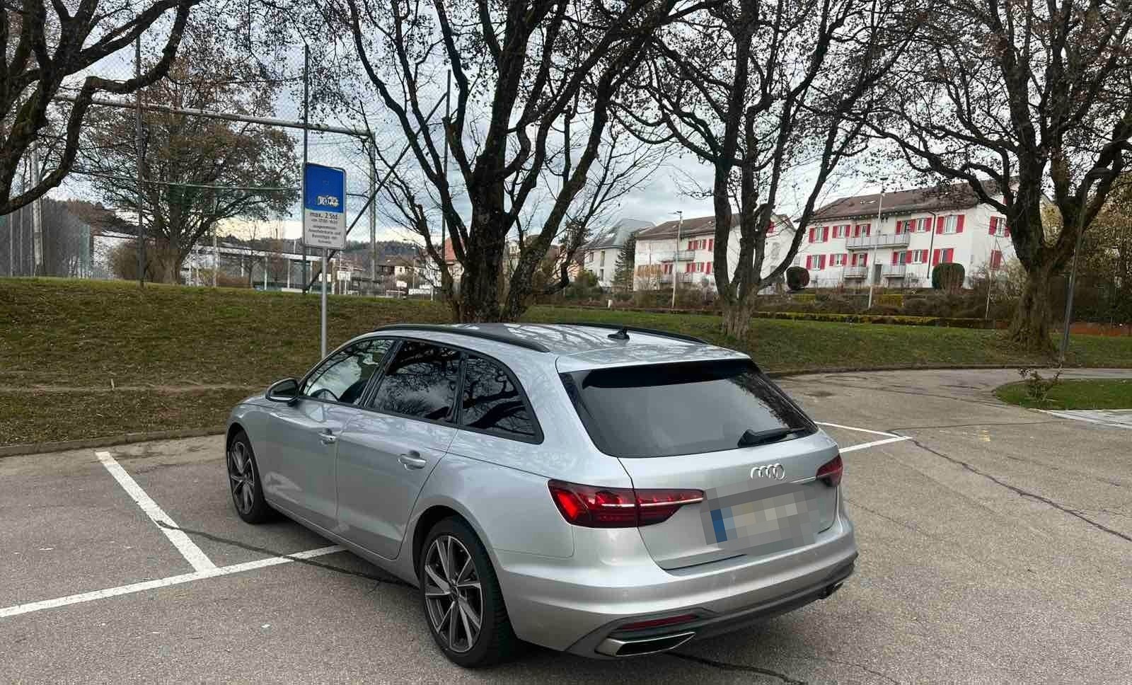 Audi A4 35 TDI S tronic advanced Avant advanced foto 4