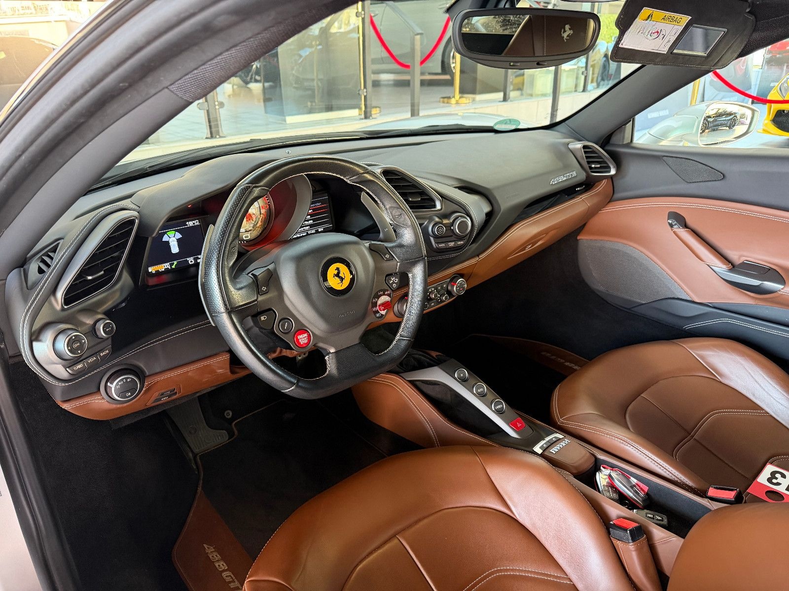 Ferrari 488 GTB GTB Coupé DCT/SCUDERIA/KAMERA/ foto 18