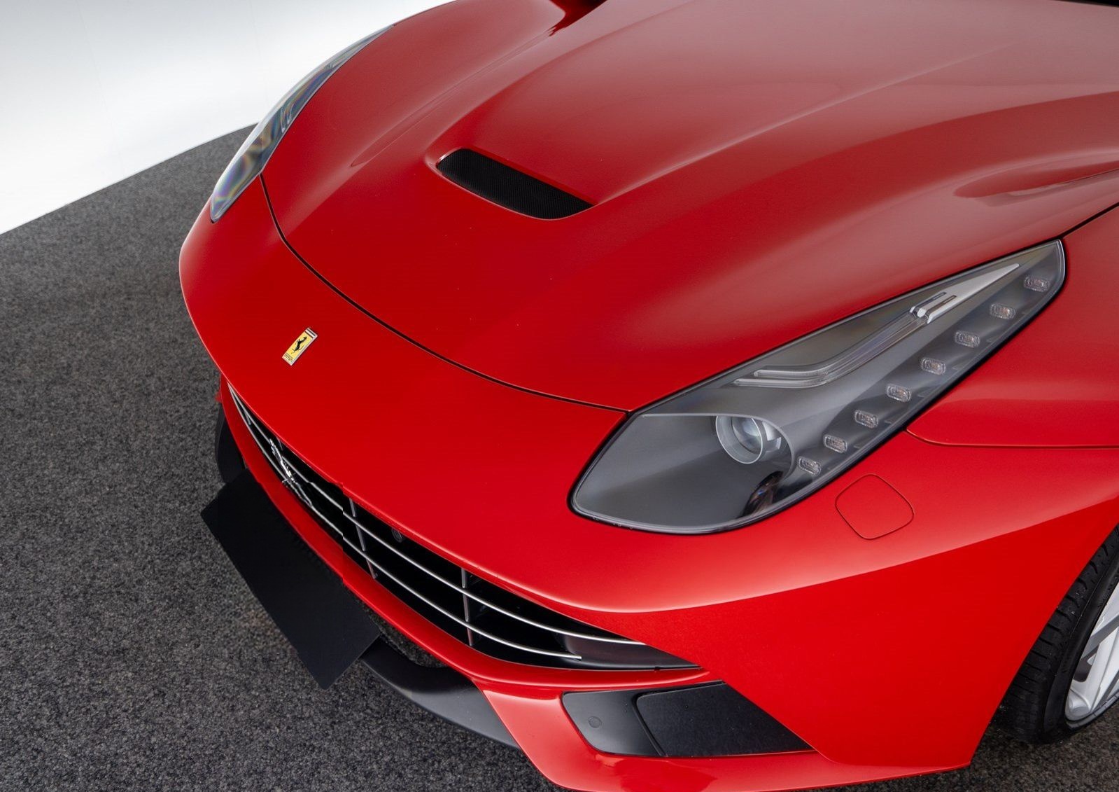 Ferrari F12berlinetta FERRARI SINGEN foto 14