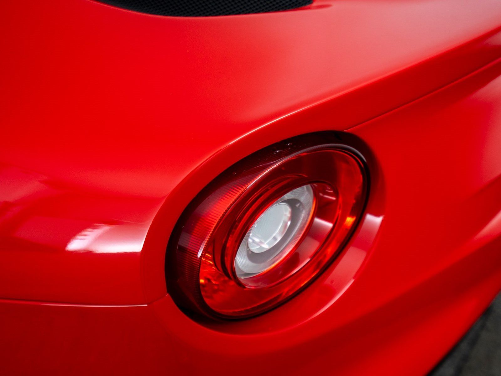 Ferrari F12berlinetta FERRARI SINGEN foto 16