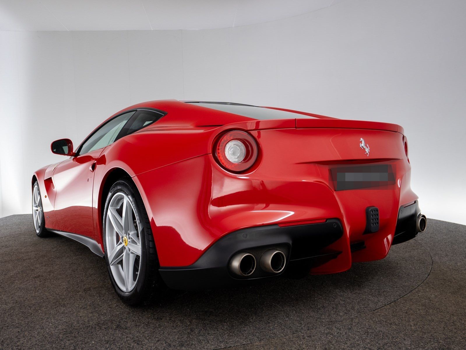 Ferrari F12berlinetta FERRARI SINGEN foto 18