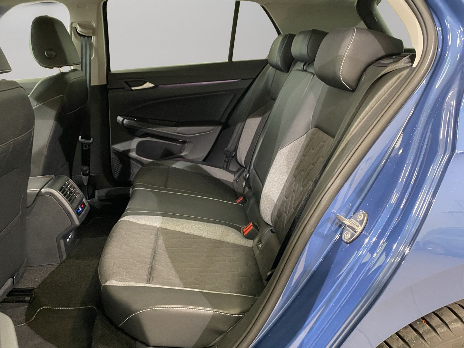Volkswagen Golf VIII 1.5 TSI DSG eHybrid Goal / ACC LED RFK foto 9