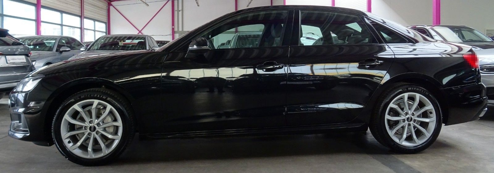 Audi A4 40 2.0 TDI OPTIK PAKET*A.GARANTIE BIS:02/2028 foto 2