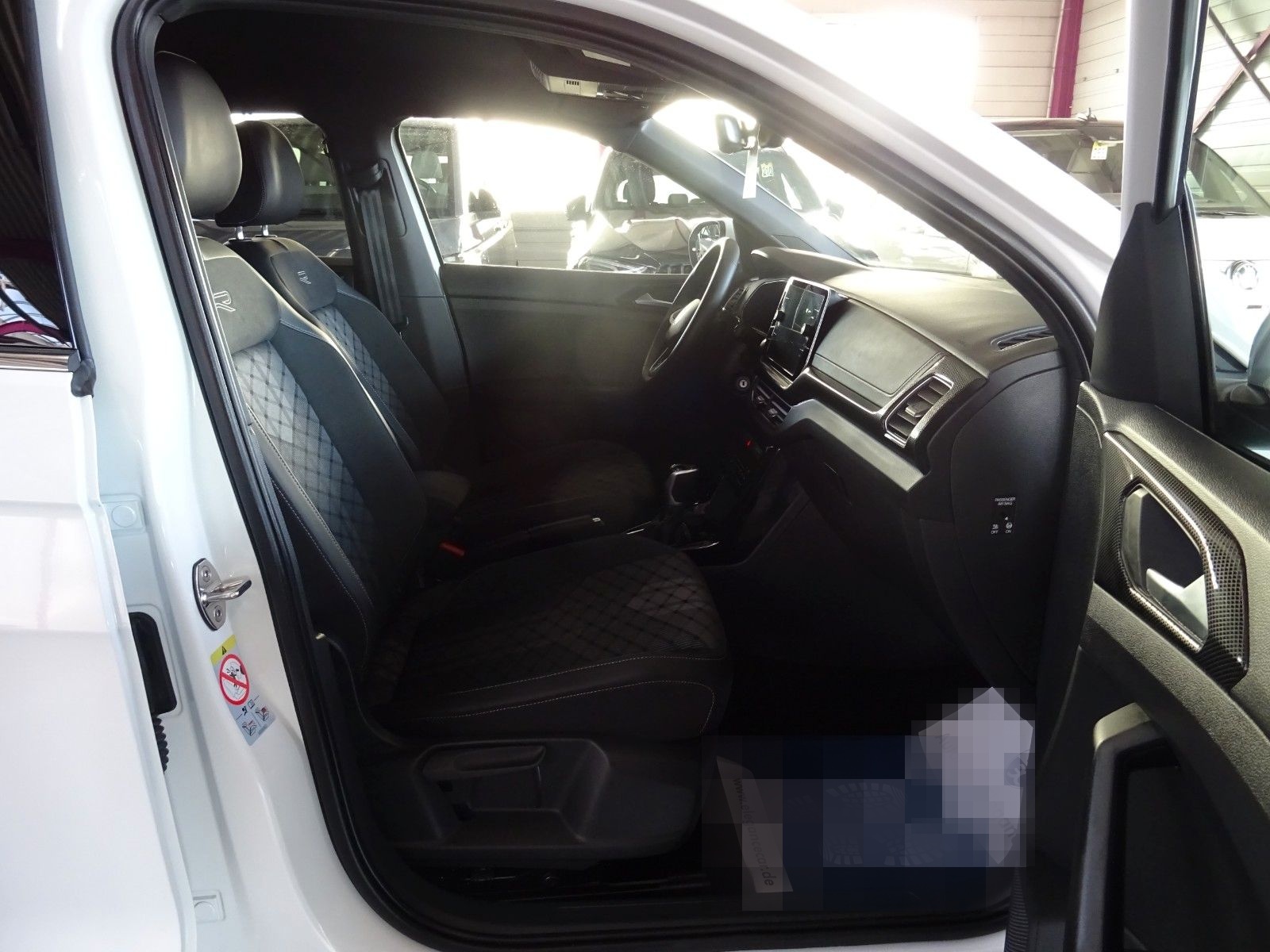 Volkswagen T-CROSS 1.5 TSI*R-LINE*AHK*ACC*CAM*IQ MATRIX* foto 6