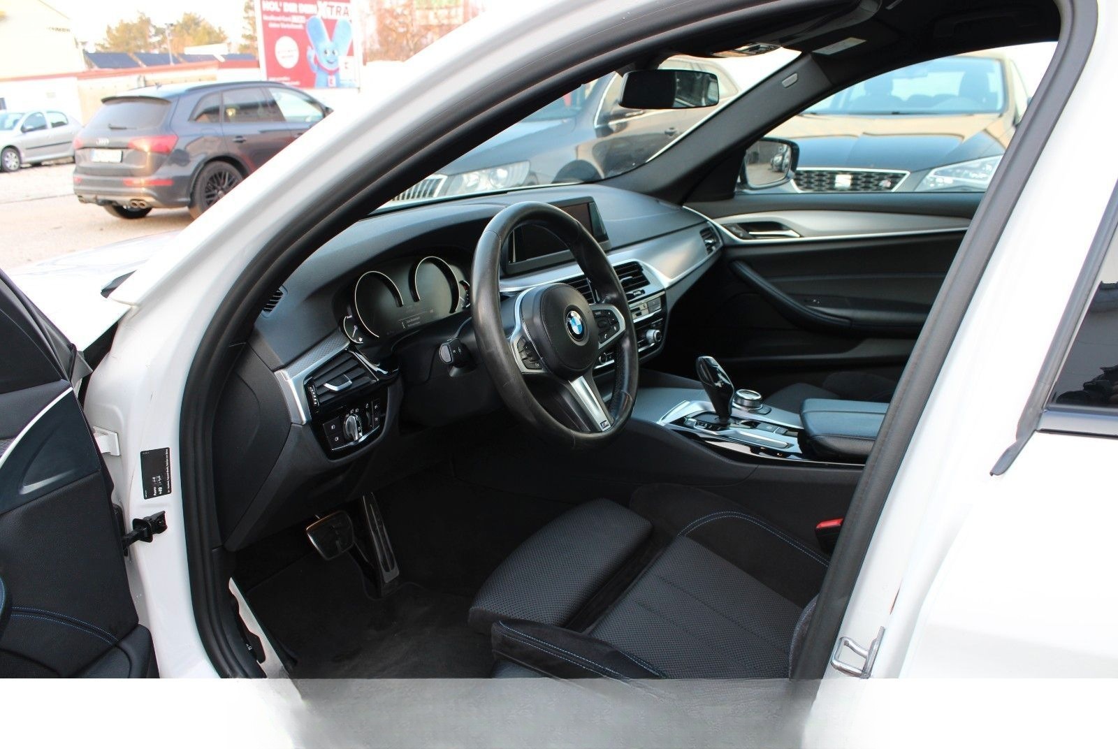 BMW 530 5 Limousine 530 d xDrive M Sport foto 11