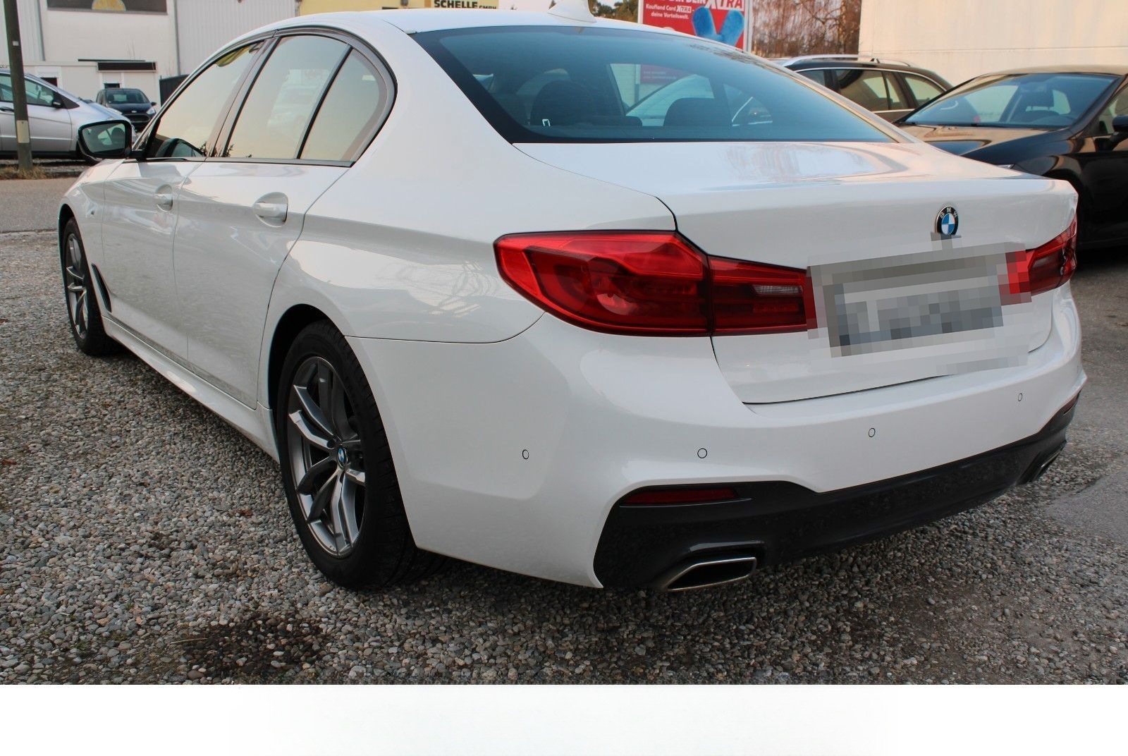 BMW 530 5 Limousine 530 d xDrive M Sport foto 7
