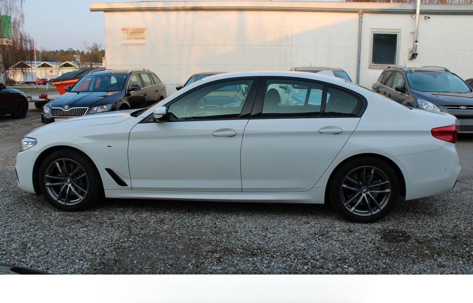 BMW 530 5 Limousine 530 d xDrive M Sport foto 8