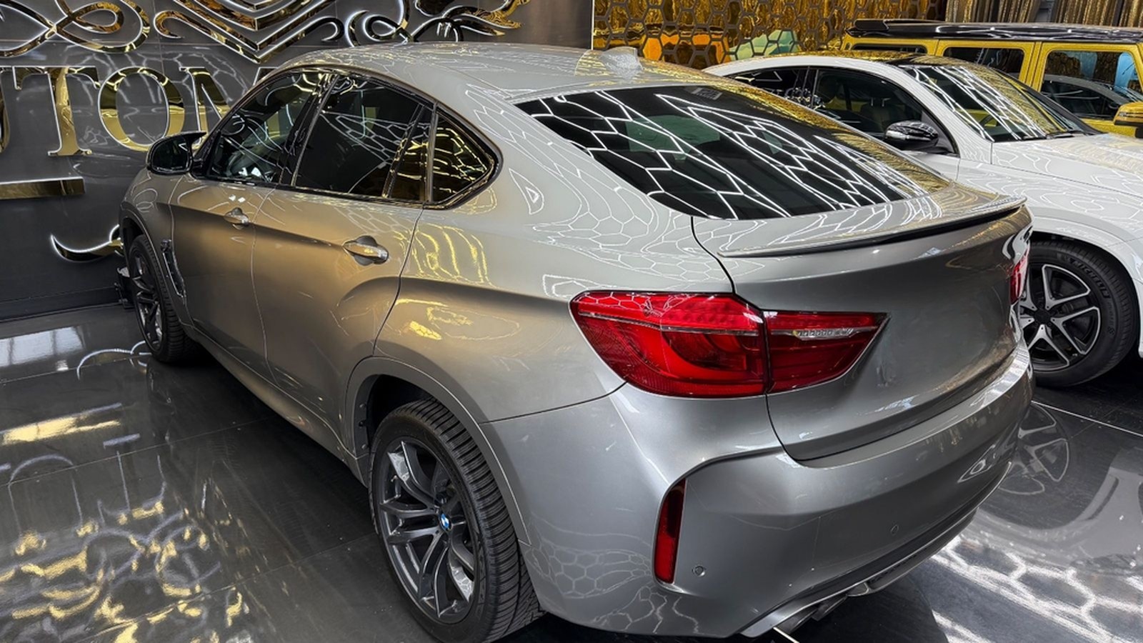 BMW X6 M Basis foto 14
