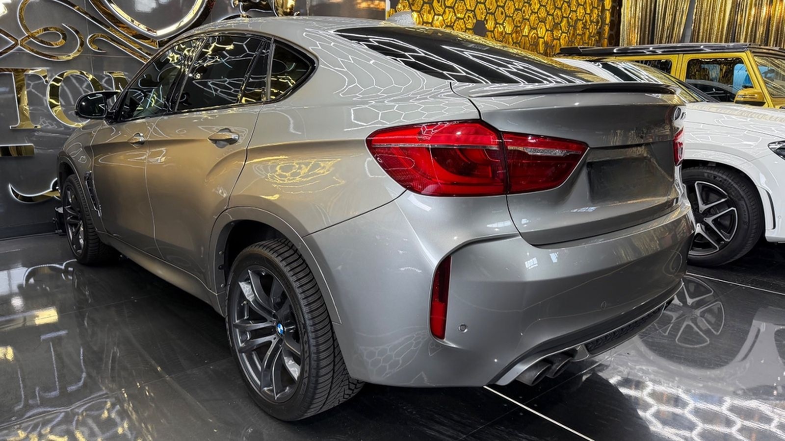 BMW X6 M Basis foto 15