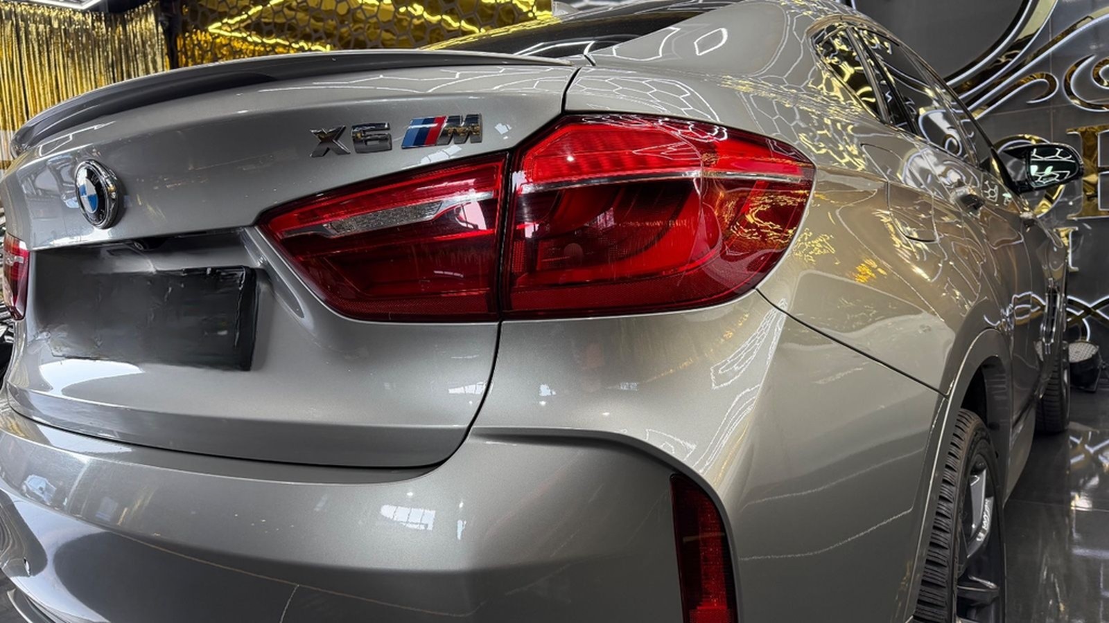 BMW X6 M Basis foto 18