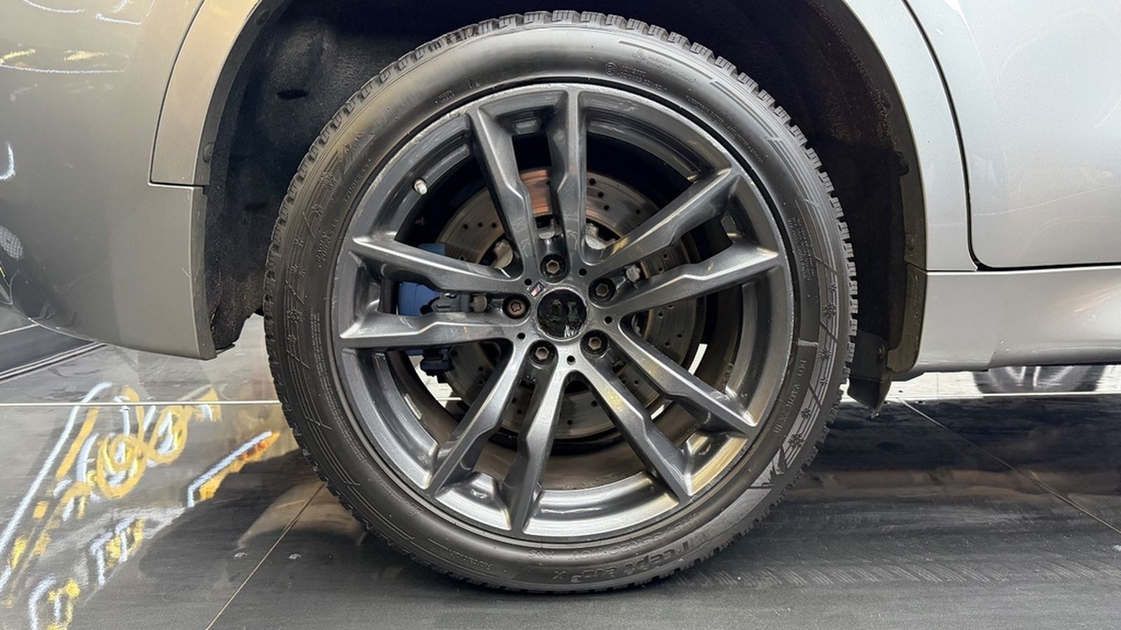 BMW X6 M Basis foto 27